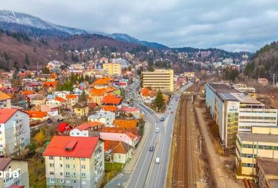 Apartament cu 3 camere în Central - 1