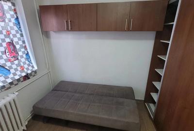 Garsonieră semidecomandată în Plăvăț II