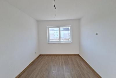 Apartament cu 2 camere decomandat în Sânpetru - 5