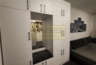 Apartament cu 3 camere semidecomandat în Copou - 1