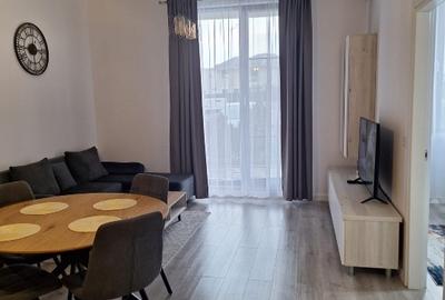 Apartament cu 2 camere decomandat în Tomis Plus