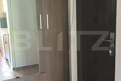 Apartament cu 2 camere decomandat în Nicolina
