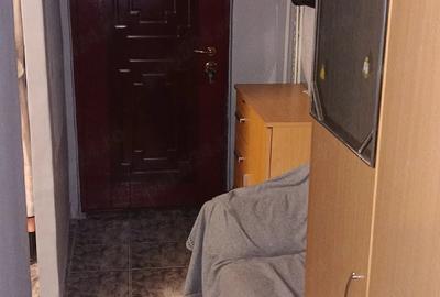 Apartament cu 2 camere semidecomandat în Micro 16
