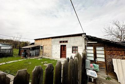 Casă cu Teren 2470 Mp în Mârțești - 12