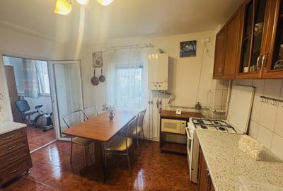 Apartament cu 2 camere decomandat, mobilat în Girocului - 12