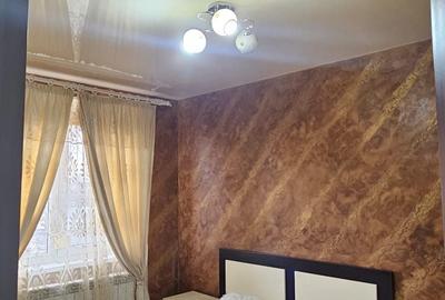 Apartament cu 3 camere semidecomandat în Micro 17 - 2