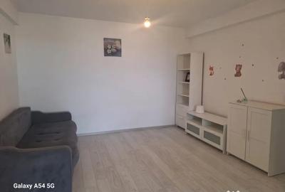 Apartament cu 2 camere decomandat în Valea Lupului