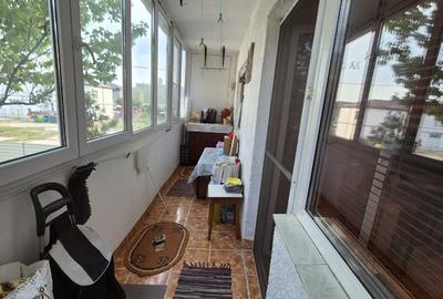 Apartament cu 4 camere decomandat în 1 Mai - 10