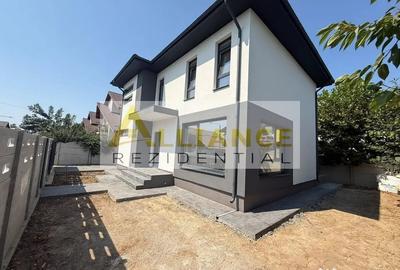 Casă cu 5 camere cu Teren 275 Mp în Berceni