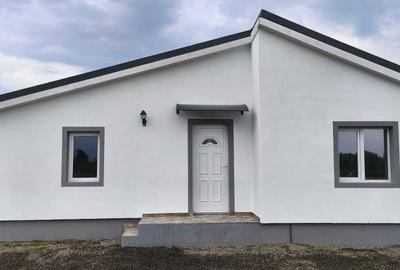 Casă cu 3 camere în Central