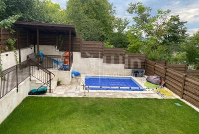 Casă individuală cu 5 camere cu Piscina în Gruia