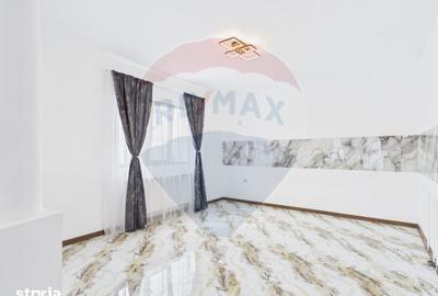 Casă cu 5 camere cu Teren 457 Mp în Vărăști - 9
