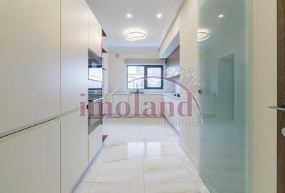 Apartament cu 4 camere decomandat, mobilat în Central - 8