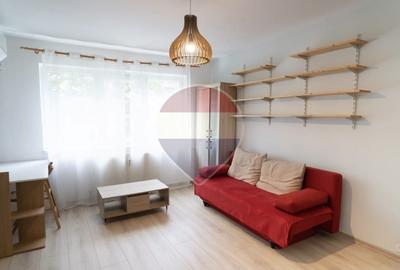 Apartament cu 2 camere semidecomandat, mobilat în Dacia
