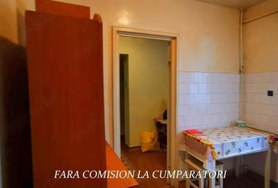 Apartament cu 3 camere decomandat în Căzănești (Râmnicu Vâlcea)