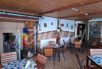 Spațiu comercial, de 150 mp, în Central - 3