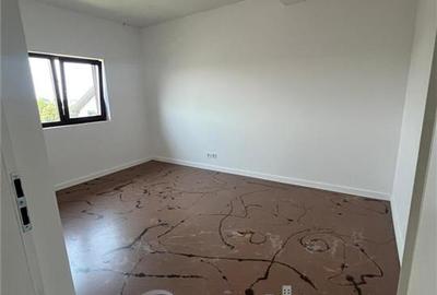 Casă individuală cu 3 camere cu Canalizare în Bucium - 6