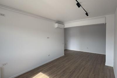 Spațiu comercial, de 50 mp, în Central - 2