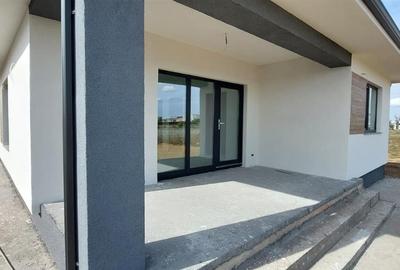 Casă cu 3 camere cu Teren 553 Mp în Sântandrei - 4