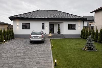 Casă cu 4 camere în Cărpiniș - 2