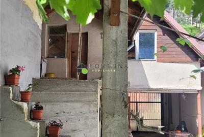 Casă cu 3 camere cu Teren 478 Mp în Central - 10