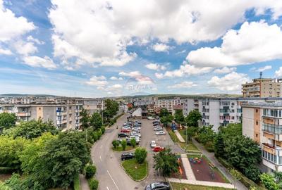 Apartament cu 2 camere decomandat, mobilat în Între Lacuri - 1