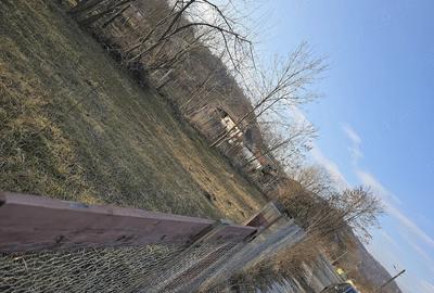 Teren de 806 mp, în Bunești - 2