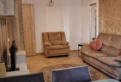 Apartament cu 2 camere semidecomandat în Păcii
