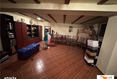 Casă cu 6 camere cu Teren 1700 Mp în Cetate