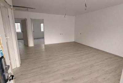 Casă cu 3 camere cu Teren 256 Mp în Central - 3