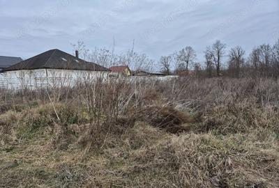 Teren de 1716 mp, în Central - 8