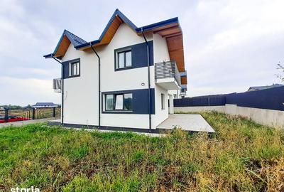 Casă cu 4 camere cu Teren 469 Mp în Rediu