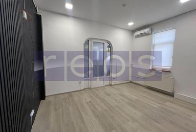 Casă individuală cu 6 camere cu Canalizare în Timpuri Noi