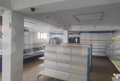 Spațiu comercial, de 300 mp, în Central - 3