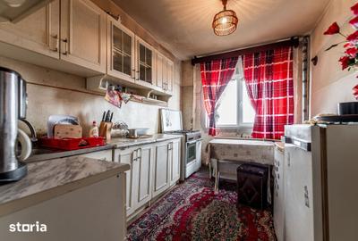 Apartament cu 4 camere în Micălaca