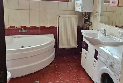 Apartament cu 3 camere decomandat în Central - 3