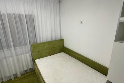 Apartament cu 4 camere decomandat, mobilat în Parcul Carol