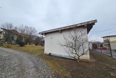 Casă cu 14 camere cu Canalizare în Gușterița - 28