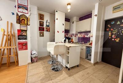 Apartament cu 2 camere semidecomandat în Filiași