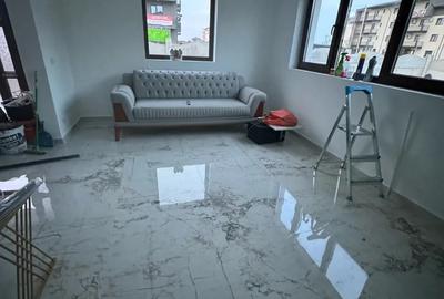 Casă cu 4 camere cu Teren 220 Mp în Central - 2