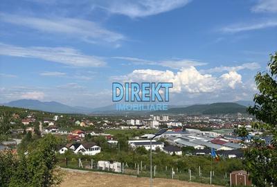 Teren de 1425 mp, în Central