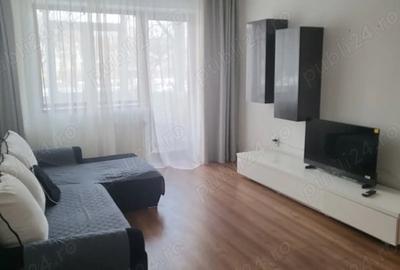 Apartament cu 2 camere decomandat în Republicii