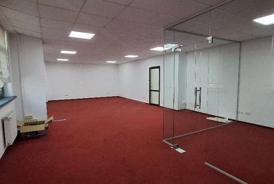 Spațiu comercial, de 94 mp, în Central