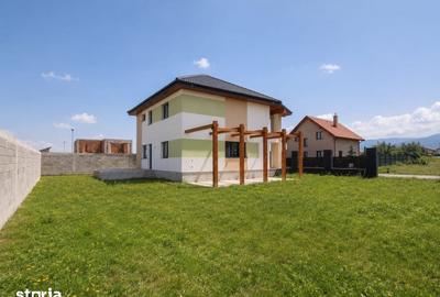 Casă cu 3 camere cu Teren 497 Mp în Cristian - 1