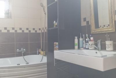 Casă cu 4 camere în Central - 8