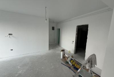 Apartament cu 3 camere decomandat în Tomis Nord - 9