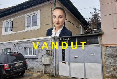 Casă cu 6 camere cu Teren 500 Mp în Muncitoresc