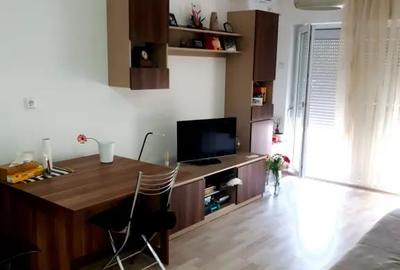 Apartament cu 2 camere decomandat în 1 Decembrie 1918