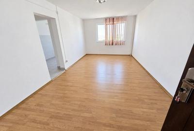 Garsonieră semidecomandată în Central