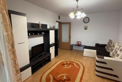 Apartament cu 3 camere în Crângași